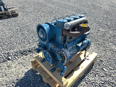 Deutz F4L912 Engine
