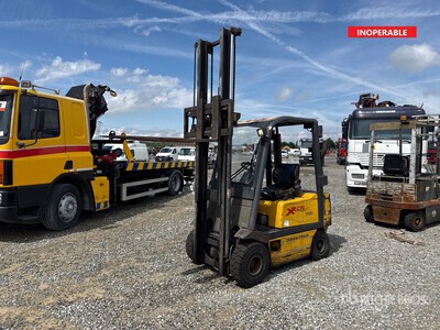 2005 OM D15 2000 kg Forklift (Inoperable)