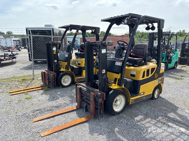 2016 Yale GLC050 4000 lb Cushion Tire Forklift