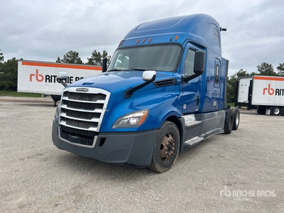 2019 Freightliner Cascadia 126 6x4 T/A Sleeper Truck Tractor