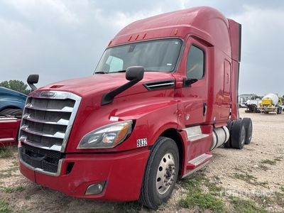 2020 Freightliner Cascadia 126 6x4 Cabeza Tractora Cabina Dormitorio (Inoperable)