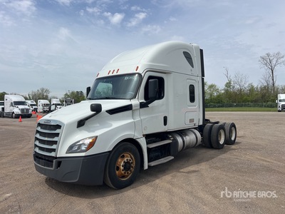2019 Freightliner Cascadia 126 6x4 Sleeper Truck Tractor