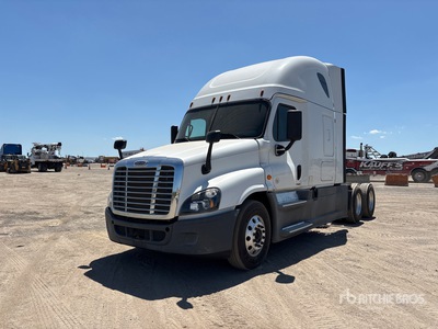2019 Freightliner Cascadia 125 6x4 T/A Sleeper Truck Tractor