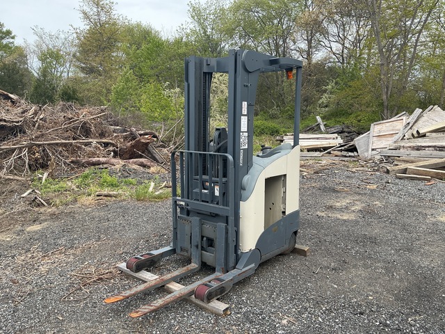 Clark RR5725-35 Electric Forklift