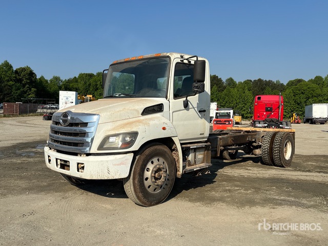 2015 Hino 338 4x2 Cab and Chassis