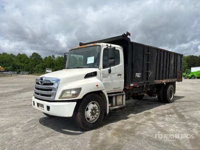 2016 Hino 338 4x2 Debris/Refuse Truck Divers - Camion