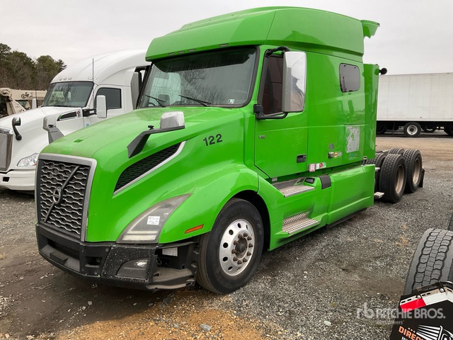 2019 Volvo Vnl 740 2019 Volvo Vnl740 6X4 T/A Sleeper Truck Tractor (Inoperable)
