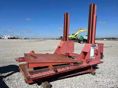 Autoquip CFL-200 Forklift Service Lift