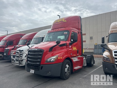 2019 Freightliner Cascadia 113 4x2 Cabeza Tractora Cabina Corta (Inoperable)