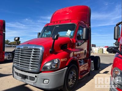 2018 Freightliner Cascadia 113 4x2 S/A Day Cab Truck Tractor (Inoperable)
