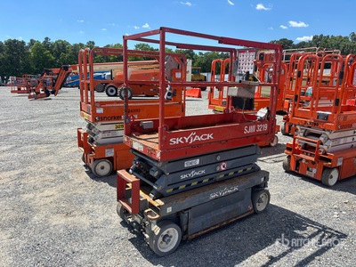 2015 Skyjack SJIII-3219 Electric Scissor Lift