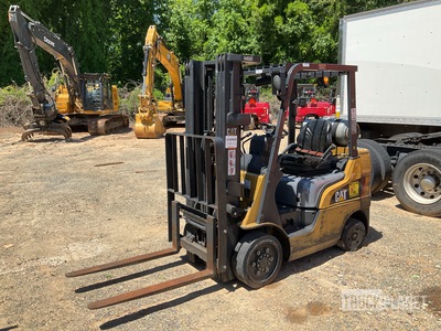 2020 Cat 2C5000 4750 lb Cushion Tire Forklift