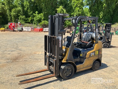 2020 Cat 2C5000 4750 lb Cushion Tire Forklift