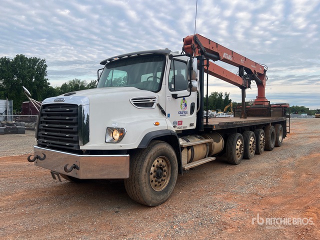 Atlas 300cs Articulated Boom on 2015 Freightliner 114SD 12x4 Boom Truck