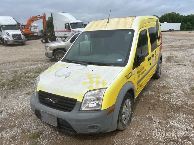 2010 Ford Transit Connect 2010 Ford Transit Connect Cargo Van (Inoperable)
