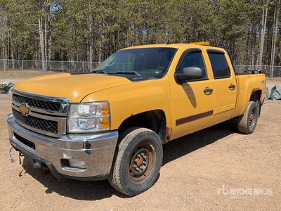 2013 Chevrolet Silverado 2500 HD 4x4 Crew Cab Pickup (Inoperable)