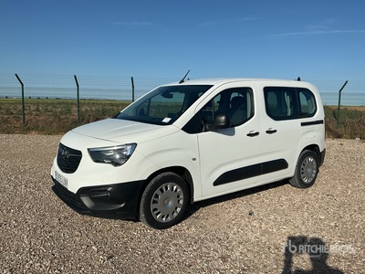 2021 Opel Combo 5 Furgoneta de pasajeros