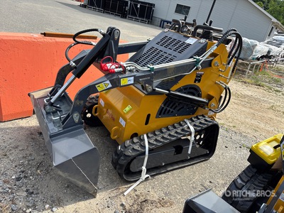 2026 STARVOX SV-480 Mini Compact Track Loader (Unused)
