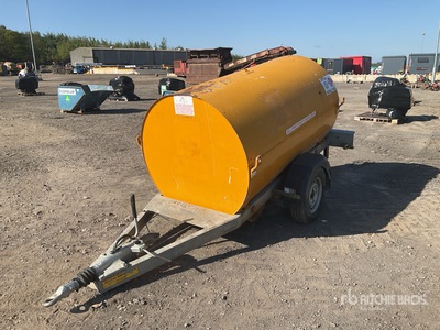 Western 973 L Trailer Mounted Steel Diesel タンク