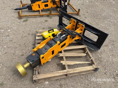 2026 GIYI GY-D680 Skid Steer Post Driver (Unused)