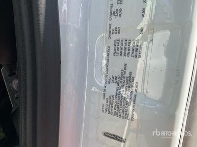 2023 Freightliner Cascadia 126 Ciągnik siodłowy T/A z kabiną sypialną