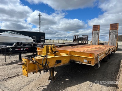 1987 JCTR DOW 26 ft T/A Equipment Trailer