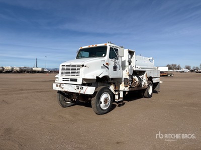 1994 International 8100 600 gal 4x2 Fuel Truck