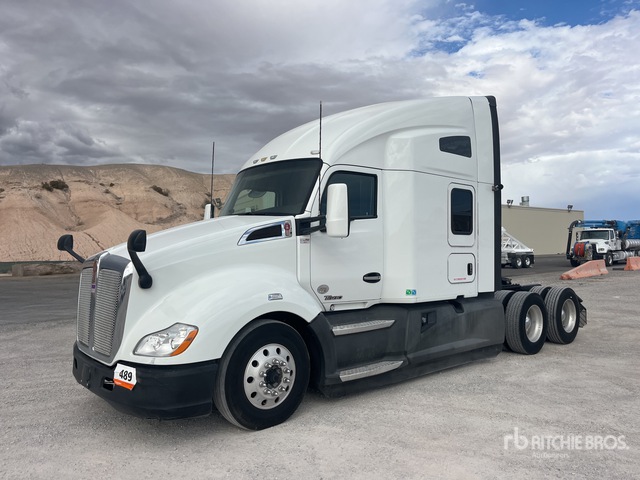 2020 Kenworth T680 6x4 T/A Sleeper Truck Tractor