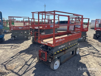 2018 Skyjack SJIII3220 Electric Scissor Lift