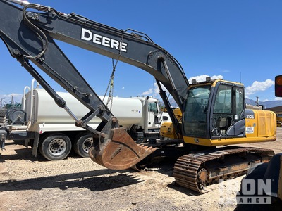 2015 John Deere 210G Tracked Excavator (Inoperable)