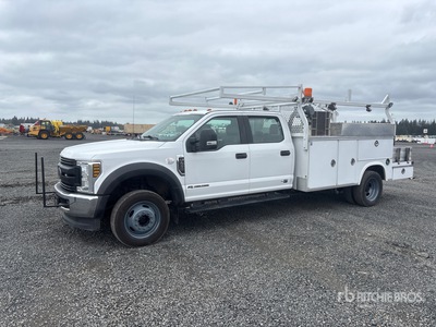 2019 Ford F-450 XL 4x4 Crew Cab Camion de servicios
