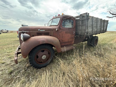 Fargo FL4-60 4x2 1500 穀物用トラック