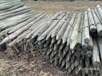 6 ft X 3 in Fence Post その他 - 店舗 & 倉庫