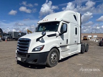 2021 Freightliner Cascadia 126 6x4 T/A Slaapcabine Trekker
