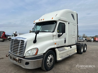 2013 Freightliner Cascadia 125 6x4 T/A Sleeper Truck Tractor
