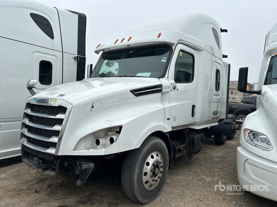 2020 Freightliner Cascadia 126 6x4 T/A Sleeper Truck Tractor