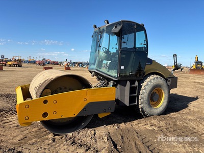 Volvo SD115DX Smooth Drum Compactor