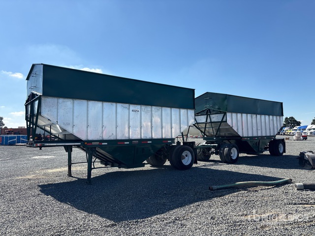 1978 Titan 21 ft S/A Live Bottom Hopper Trailer