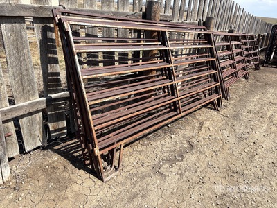 Quantity of (5) 10 ft x 5 ft パネル