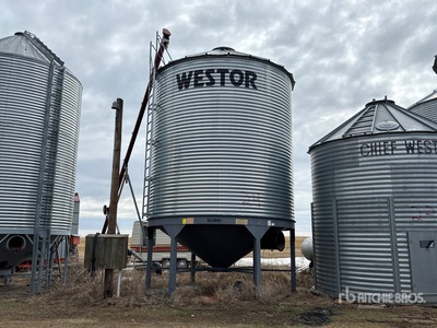 2009 Westor +/- 2700 bu 4 Ring Hopper Contenedor de grano