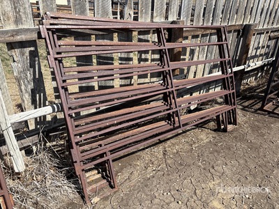 Quantity of (5) 8 ft x 5 ft パネル