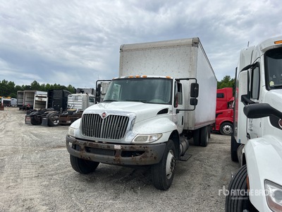 2018 International 4300 SBA 4x2 Van Truck