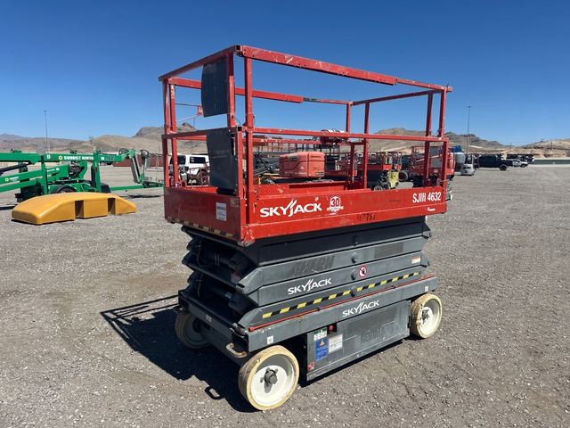 2015 Skyjack SJIII-4632 Scissor Lift
