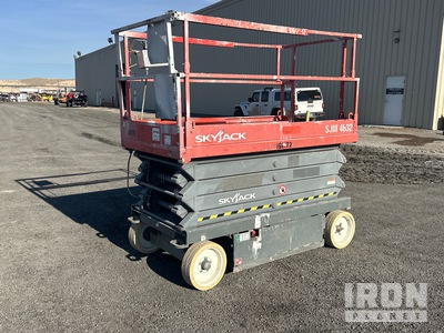 2015 Skyjack SJIII-4632 Electric Scissor Lift