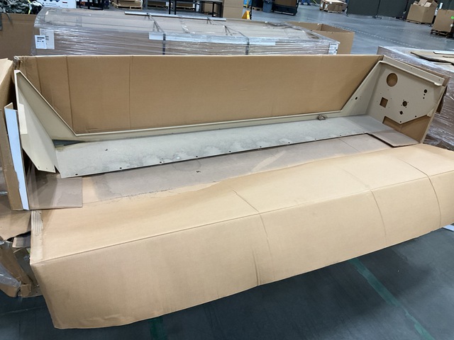 (21) General Dynamics 10022319 Vehicular Fenders