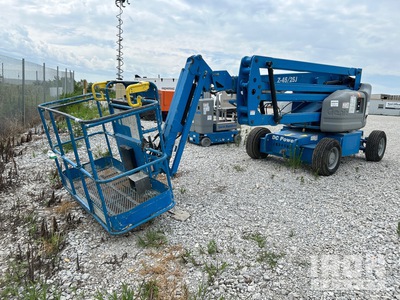 2015 Genie Z-45/25J 2WD Electric Articulating Boom Lift