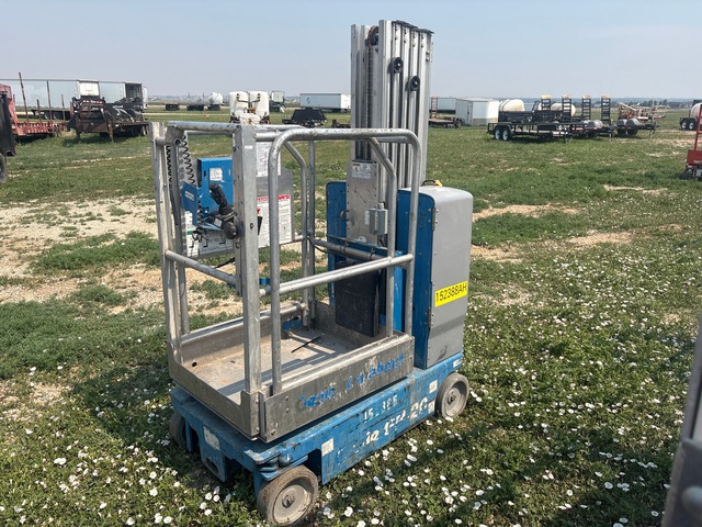 2015 Genie GR-20 Vertical Mast Lift 2015 Genie GR-20 Vertical Mast Lift