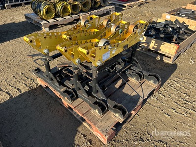 Quantity of (4) 2019 Welding Automation 4000 Lb Pipe Rollers متفرقات