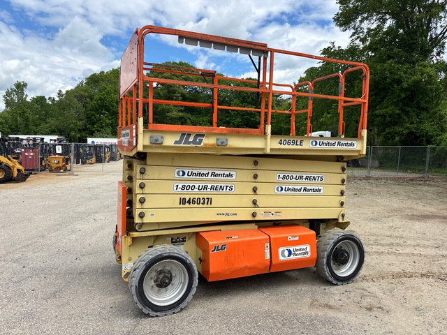 2016 JLG 4069LE Electric Scissor Lift