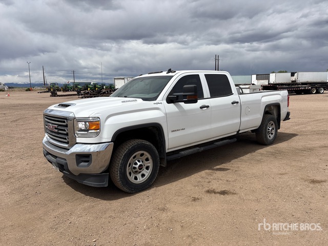 2019 GMC Sierra 3500 4x4 Crew Cab Pickup